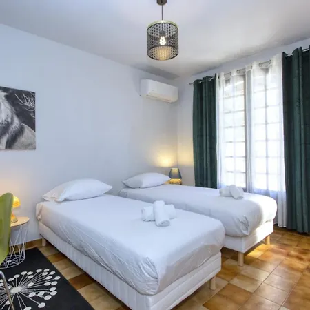 La De - Piscine Chauffee, 5 *